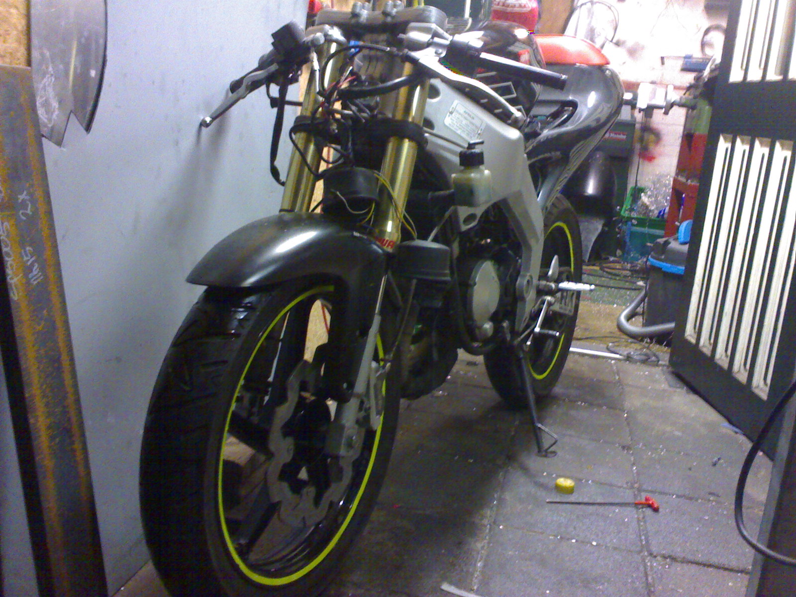 13112007939.jpg