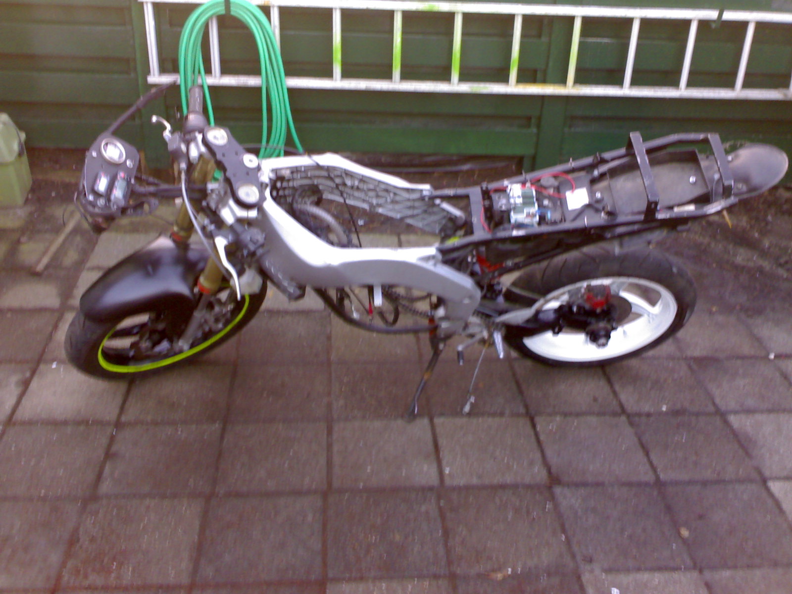 060220081194.jpg