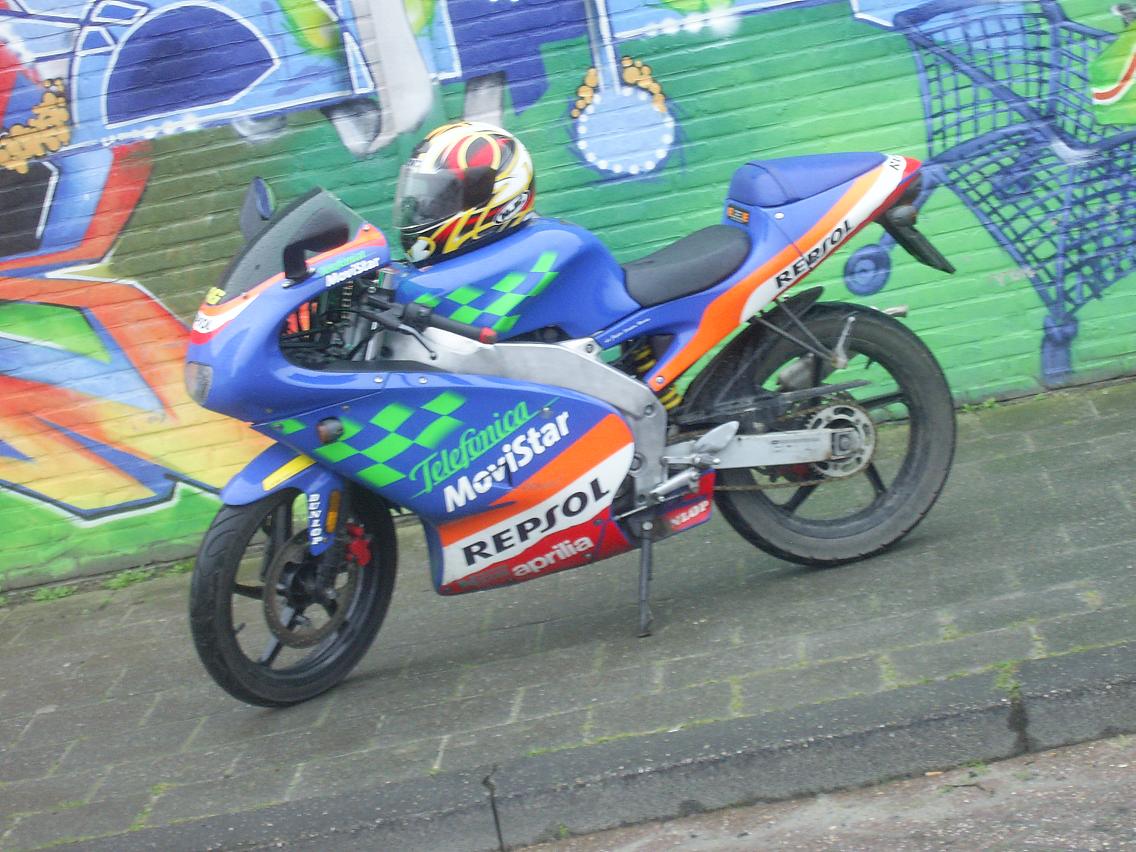 SA4000111.jpg