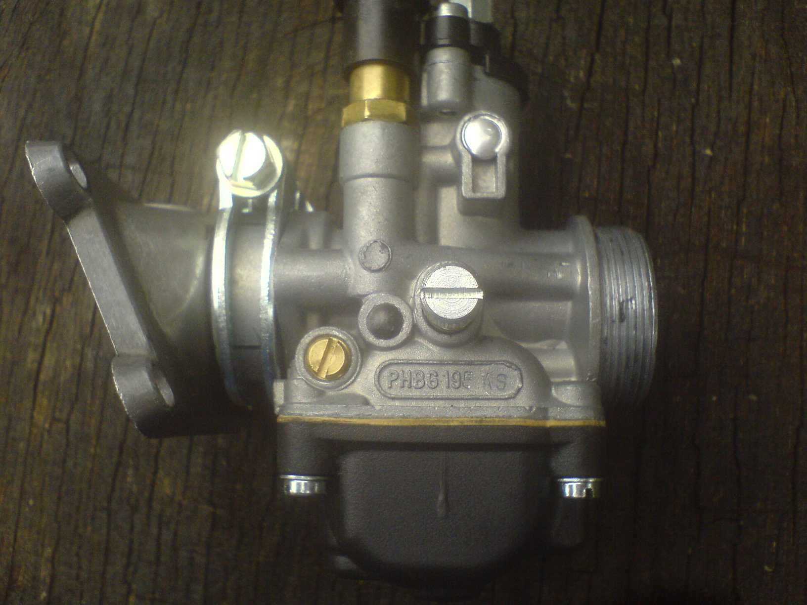 Carb 2.JPG