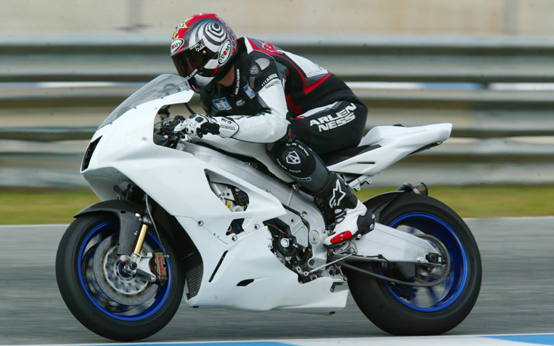 apriliaHOFFMANNSBK2.jpg