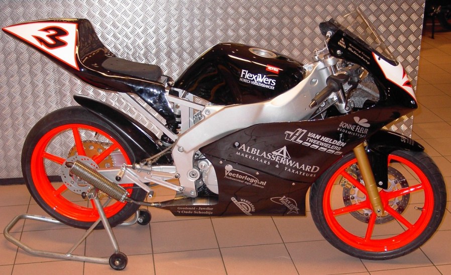 rs2006_169(1).jpg