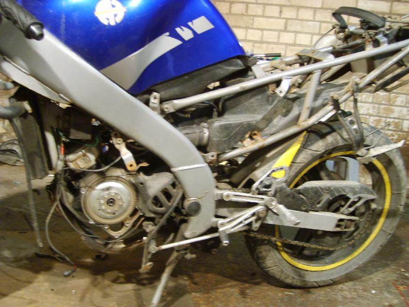 S6001889_small.jpg