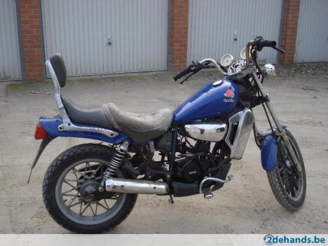 aprilia-red-rose-classic-50cc.jpg