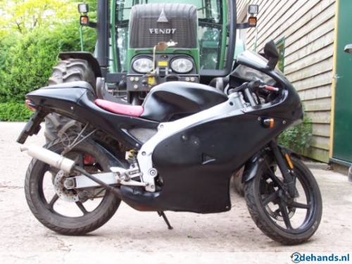 69494060-aprilia-rs-50.jpg