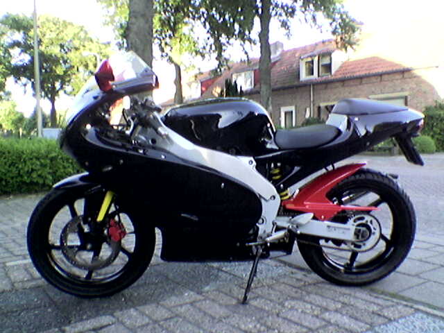 Afb029.jpg